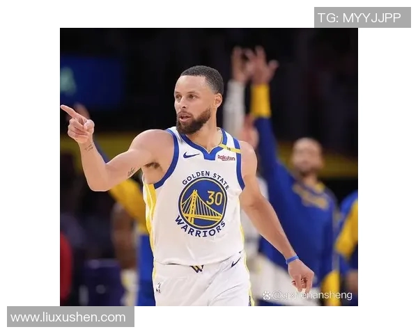 勇士队连续两年第一轮出局,库里或离队成焦点! 勇士队连续两年第一轮出局,库里或离队成焦点!